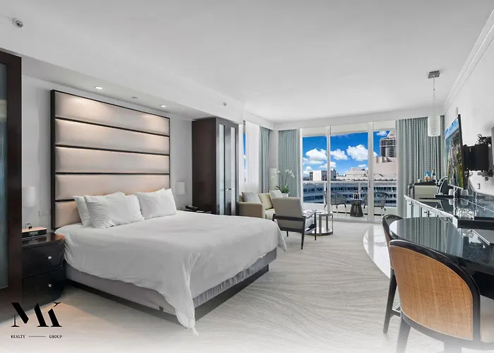 Fontainebleau Resort Balcony W Pool & Ocean View