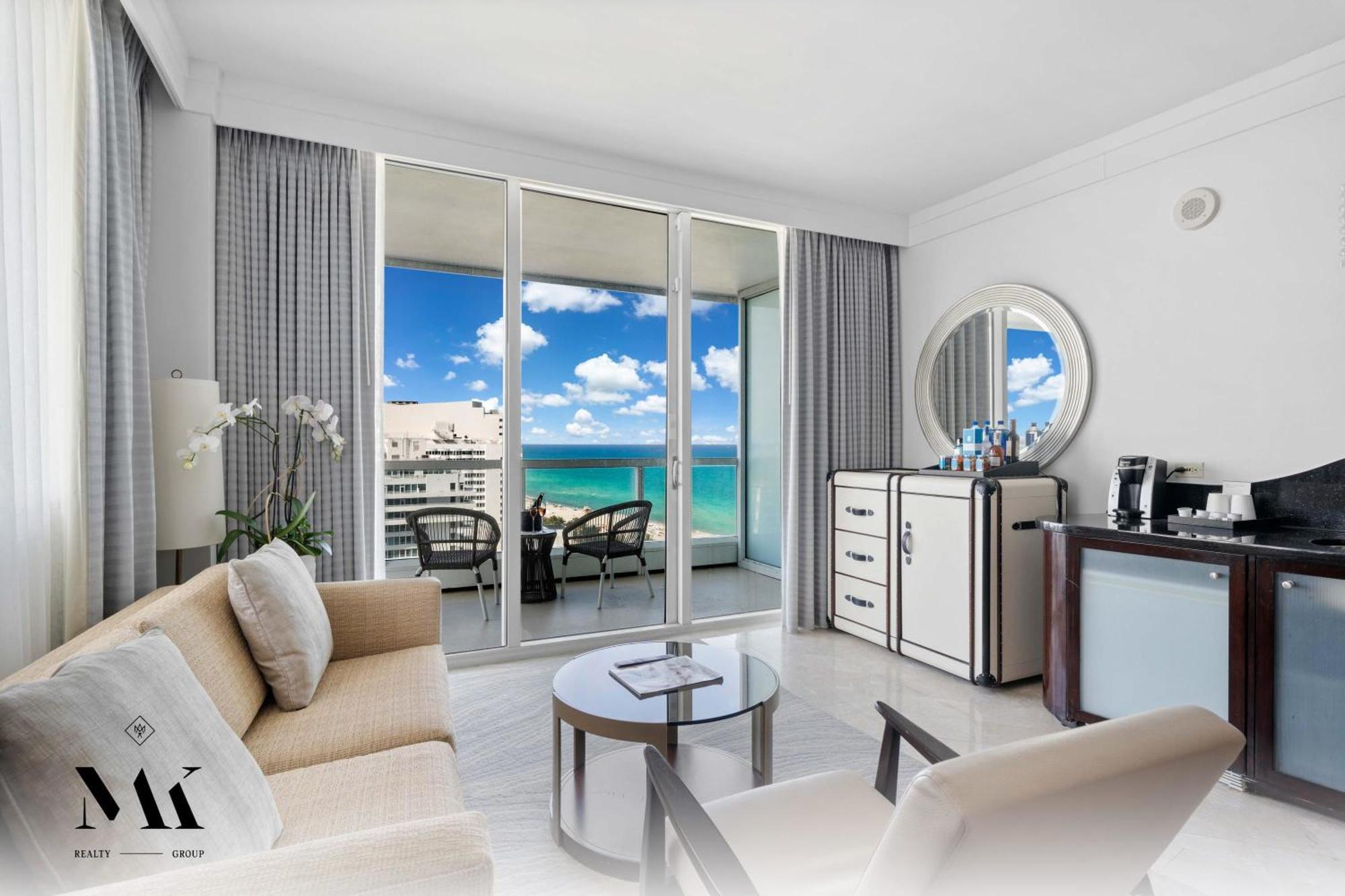 Fontainebleau Balcony W Pool & Ocean View Hébergement de vacances Miami Beach